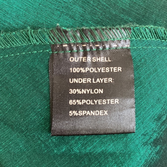 ❌SOLD❌Voodoo Vixen Emerald Dress - Picture 13 of 14